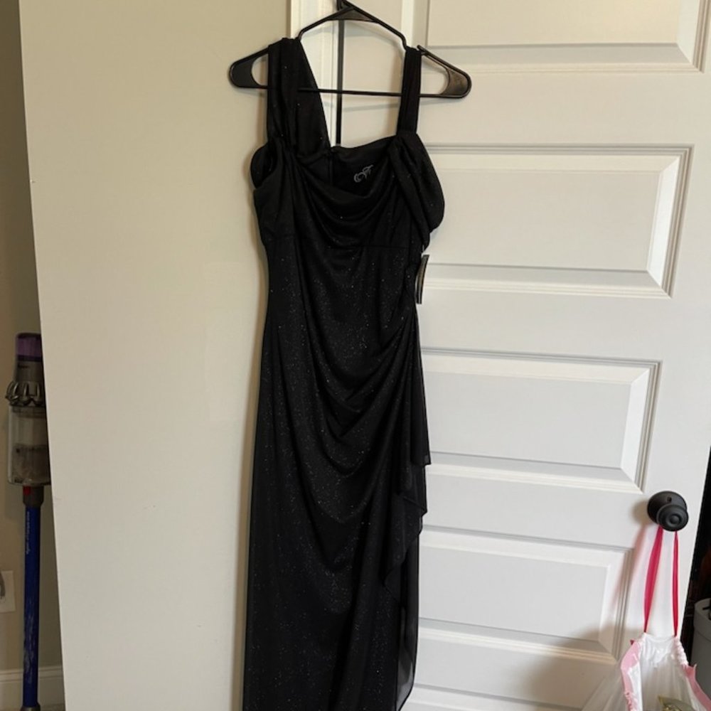 NWT Alex Evenings Cold Shoulder Metallic Black Gown